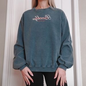 Urban Outfitters Brooklyn sweatshirt size M